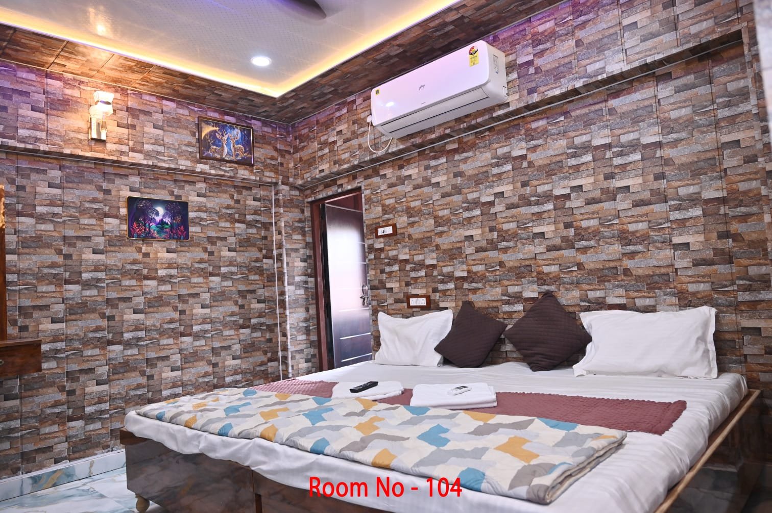 whatsapp image 2025 12 25 at 2.24.03 pm